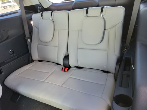 New 2026 Ford Explorer Active w/ Active Comfort Package RWD image 12