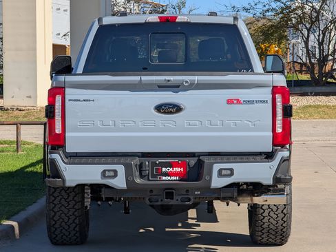 New 2026 Ford F250 Lariat w/ Black Appearance Package AWD/4WD image 5