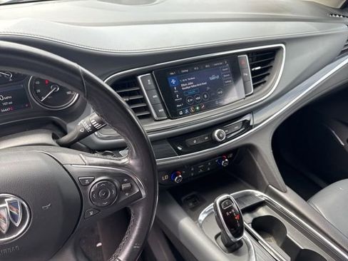 Used 2021 Buick Enclave Essence w/ Sport Touring Edition image 16