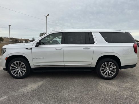 Used 2021 GMC Yukon XL Denali image 7