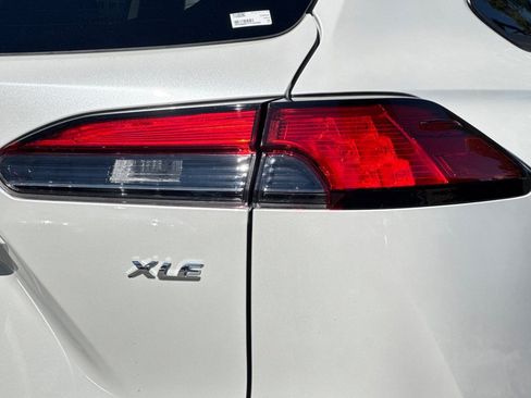 New 2026 Toyota Corolla Cross XLE image 31
