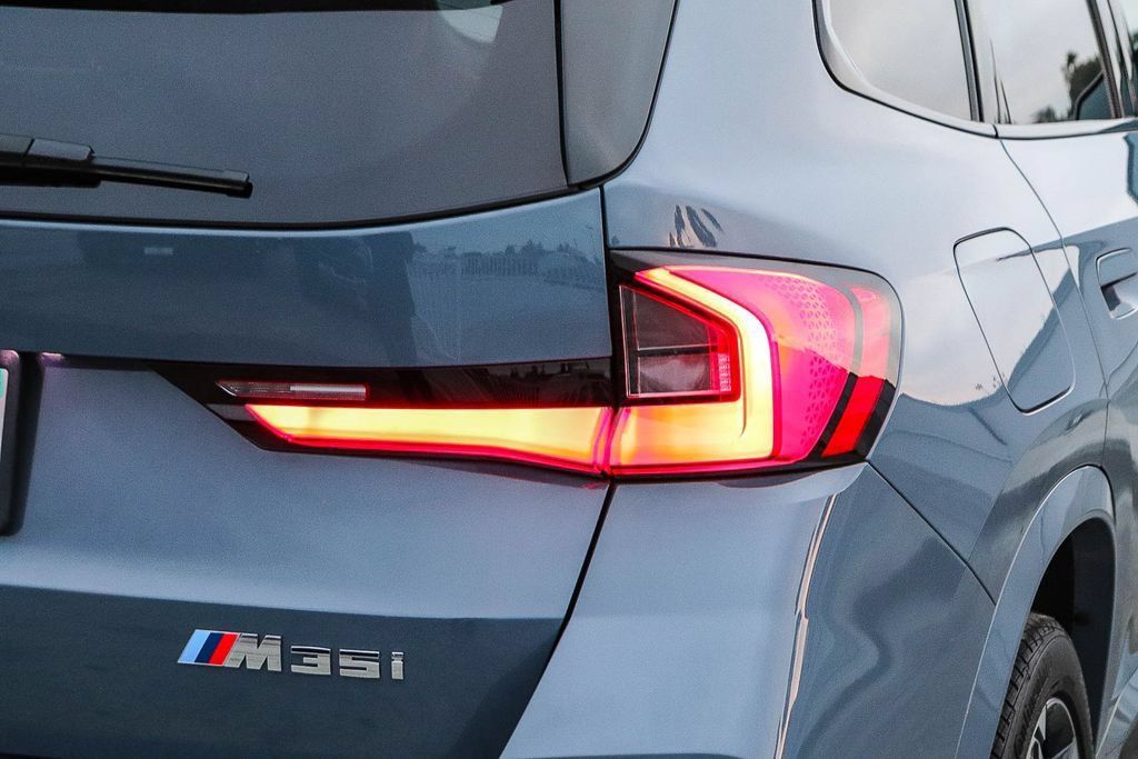 Used 2024 BMW X1 M35i w/ Shadowloine Package AWD/4WD image 10