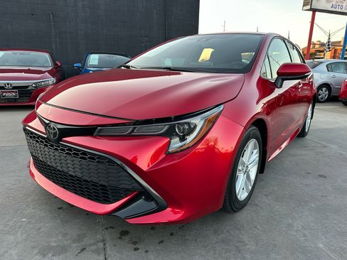 Used 2022 Toyota Corolla SE image 3