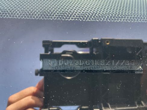 Used 2019 Toyota Sienna LE image 16