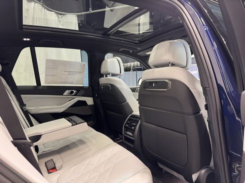 Used 2026 BMW X5 xDrive50e w/ M Sport Package image 21