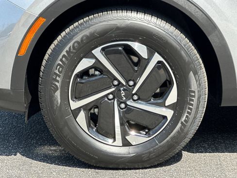 Certified 2023 Kia Sportage LX AWD/4WD image 34