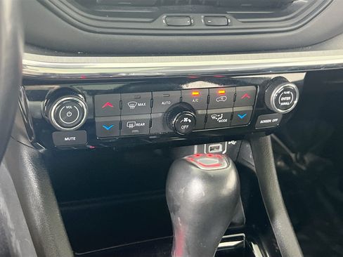 Used 2022 Jeep Compass High Altitude AWD/4WD image 16