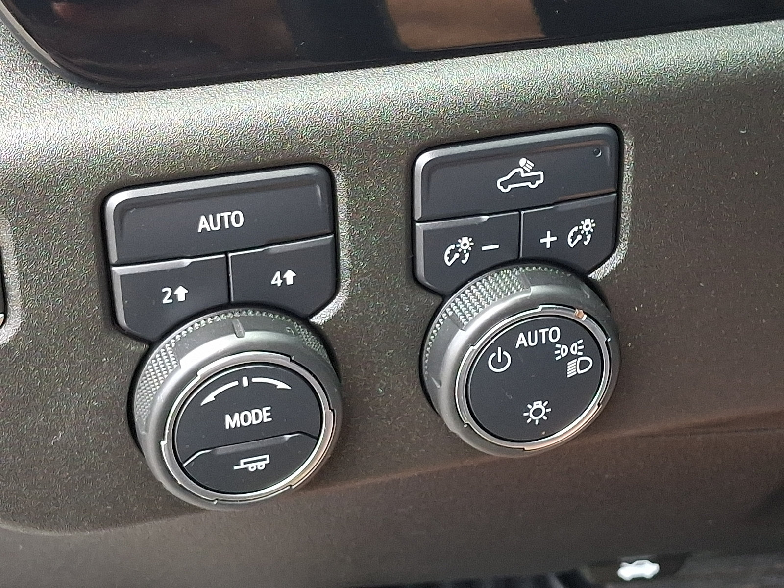 Certified 2023 Chevrolet Silverado 1500 LT AWD/4WD image 26
