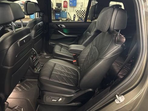 Used 2026 BMW X7 xDrive40i AWD/4WD image 22