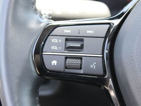 Used 2024 Honda HR-V EX-L image 18