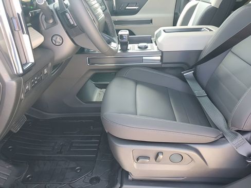 New 2026 GMC Hummer EV 4x4 Crew Cab image 29