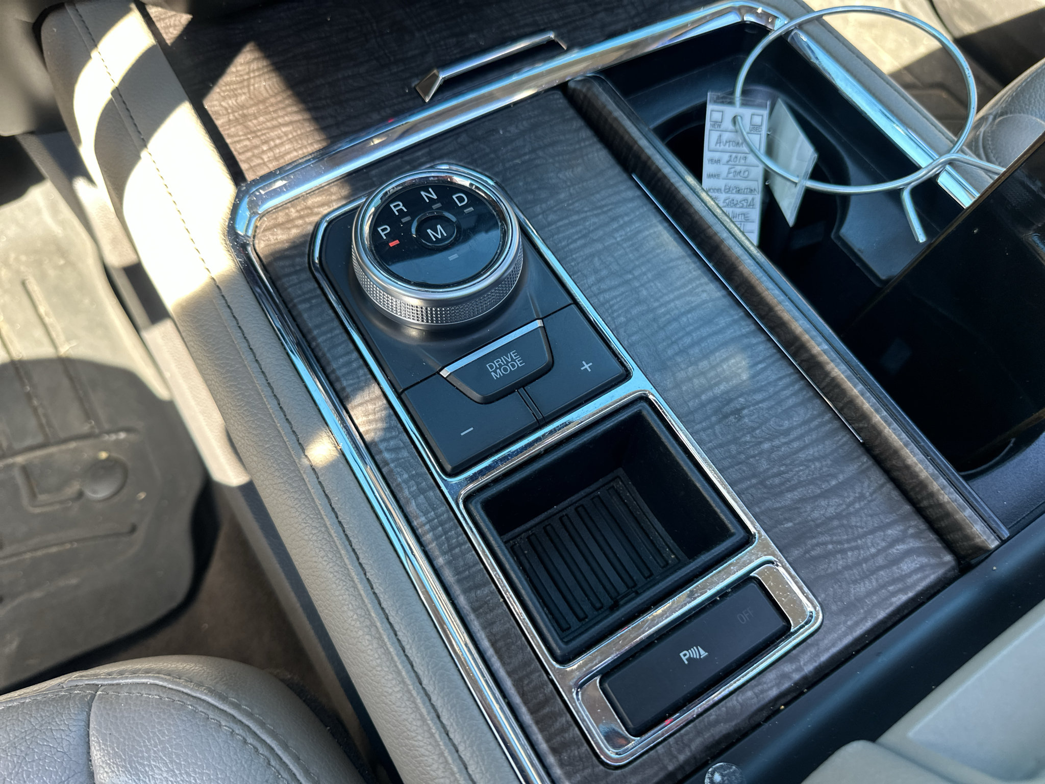 Used 2019 Ford Expedition Max Limited w/ Equipment Group 301A RWD image 30