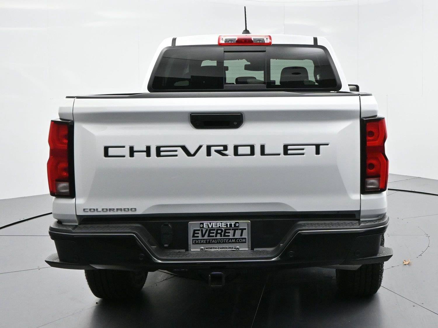 Used 2026 Chevrolet Colorado Z71 AWD/4WD image 6