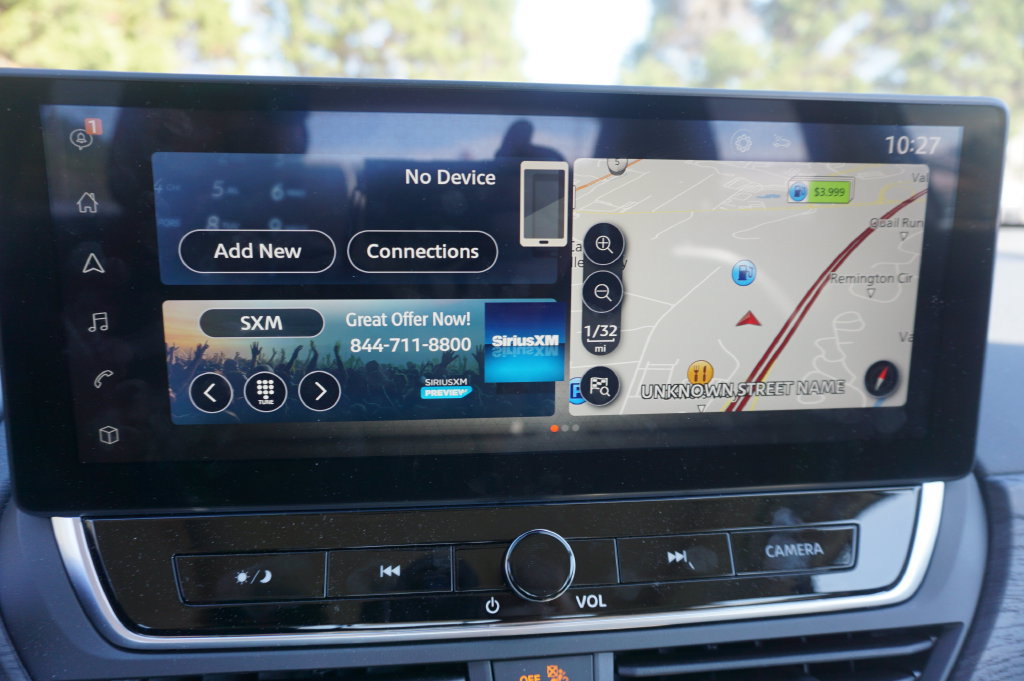 Used 2024 Nissan Altima 2.5 SL FWD image 12