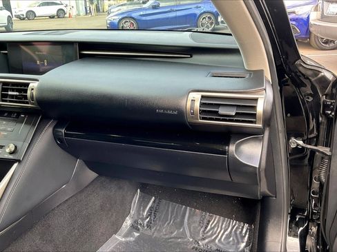 Used 2015 Lexus IS 250 w/ Navigation System Package image 13