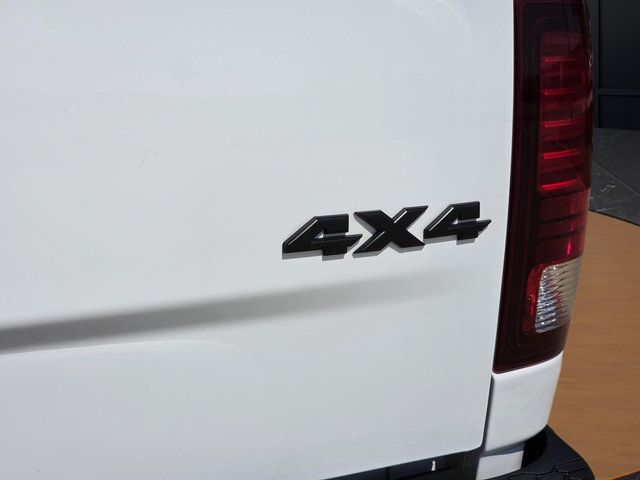 Used 2024 RAM 1500 Warlock AWD/4WD image 31