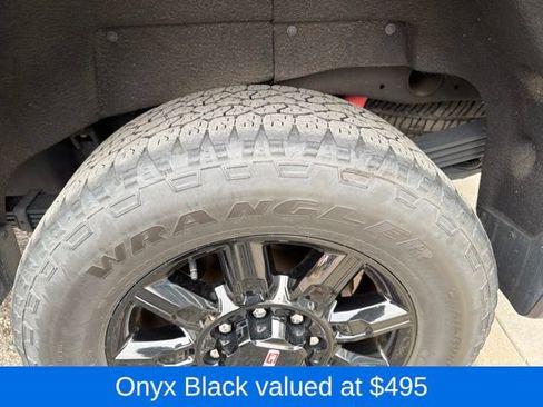 Used 2024 GMC Sierra 2500 AT4 w/ AT4 Premium Plus Package AWD/4WD image 9