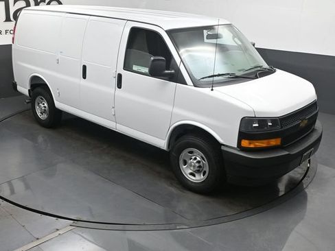 New 2026 Chevrolet Express 2500 w/ Driver Convenience Package RWD image 26