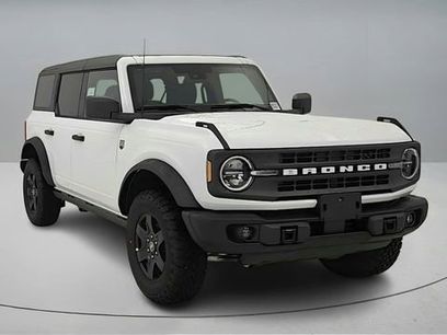 New 2025 Ford Bronco Big Bend w/ Black Diamond Package