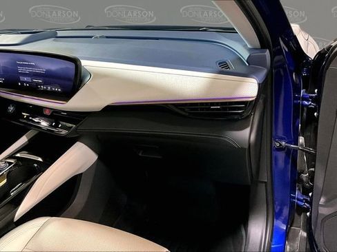 Certified 2025 Buick Envision Avenir AWD/4WD image 33