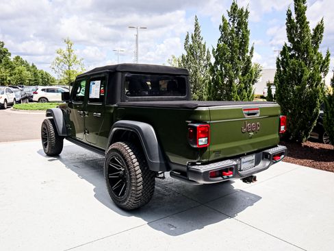 Used 2021 Jeep Gladiator Rubicon w/ Cold Weather Group AWD/4WD image 8