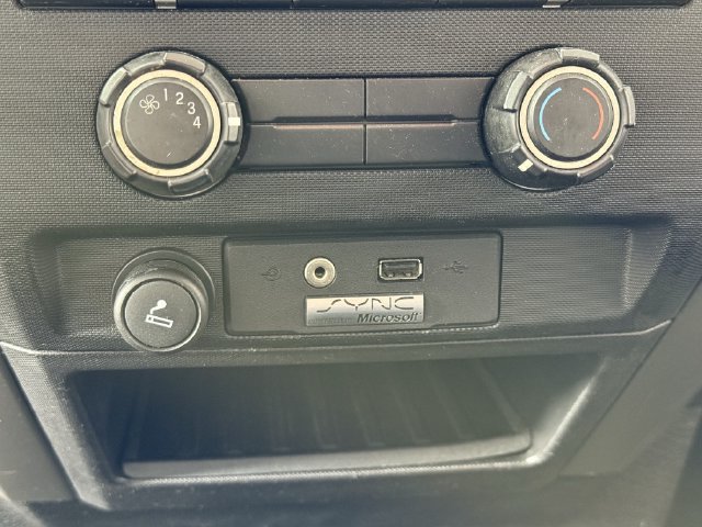 Used 2011 Ford F150 XLT w/ XLT Chrome Pkg RWD image 5