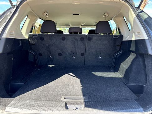 Certified 2021 Nissan Rogue S image 22