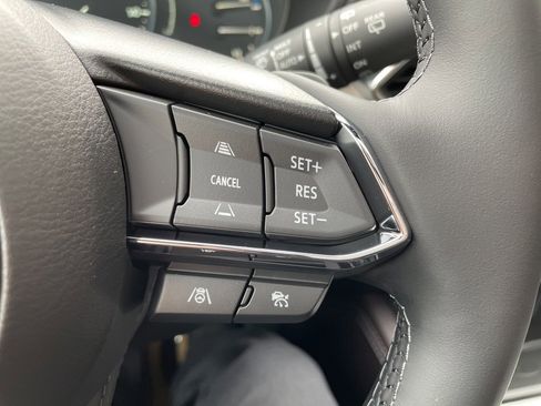 New 2025 MAZDA CX-5 Signature image 21