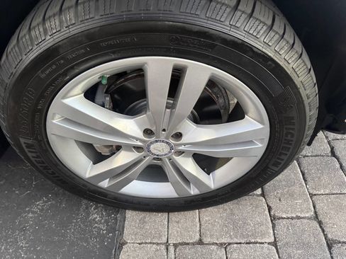 Used 2015 Mercedes-Benz ML 350 4MATIC w/ Premium 1 Package image 39