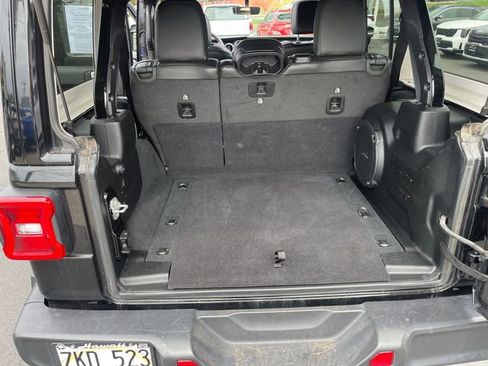 Used 2023 Jeep Wrangler Altitude image 22