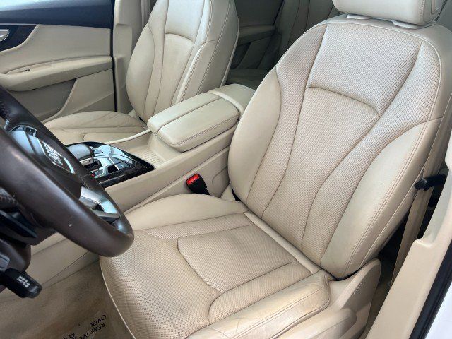 Used 2018 Audi Q7 3.0T Prestige AWD/4WD image 10
