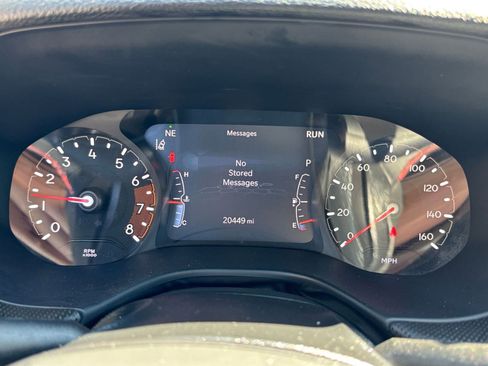 Used 2025 Jeep Compass Trailhawk image 40