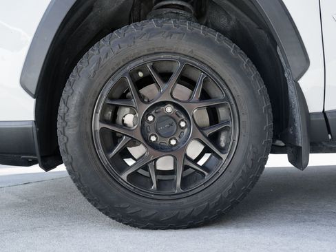 Used 2020 Toyota RAV4 XLE image 14