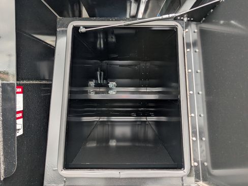 New 2025 Ford F450 XL image 9