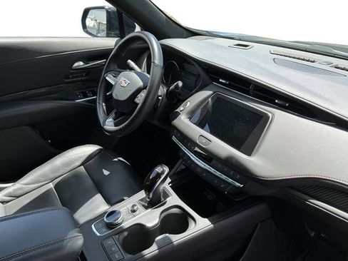 Certified 2023 Cadillac XT4 Sport AWD/4WD image 8