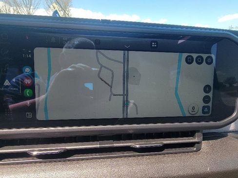 Used 2025 Jeep Wrangler Sport image 15