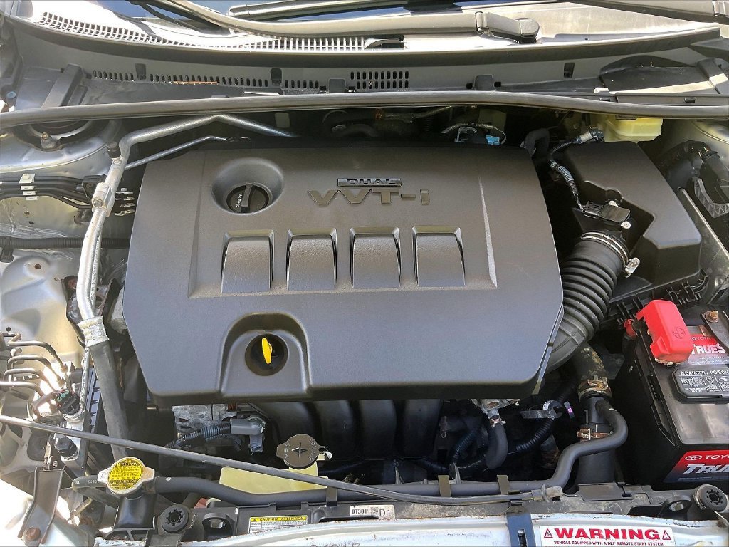 Used 2015 Toyota Corolla L FWD image 28
