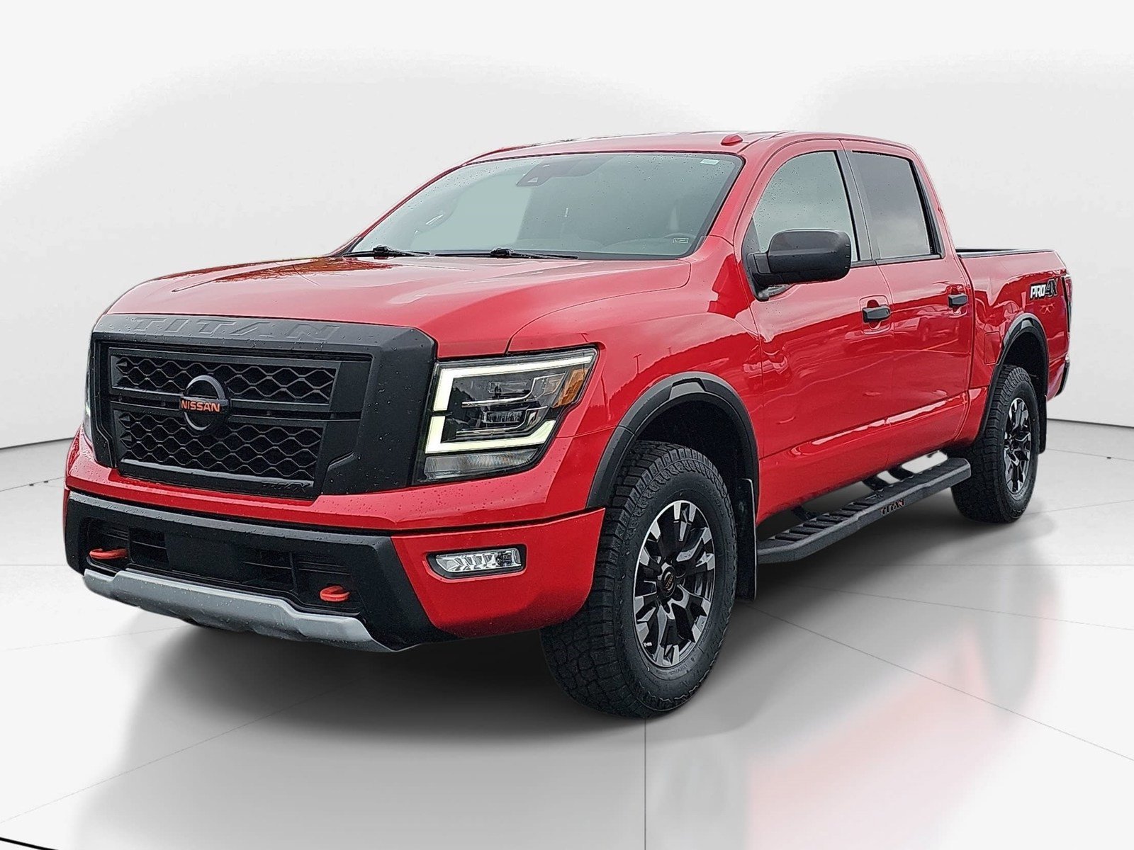 Used 2021 Nissan Titan PRO-4X w/ Off Road Protection Package AWD/4WD image 8