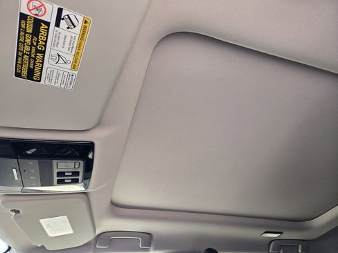 New 2026 Mitsubishi Outlander SE AWD/4WD image 21