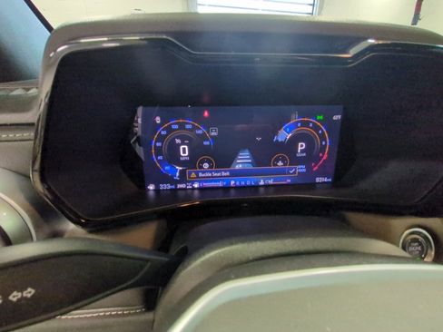 Used 2024 Chevrolet Colorado LT w/ LT Convenience Package image 12