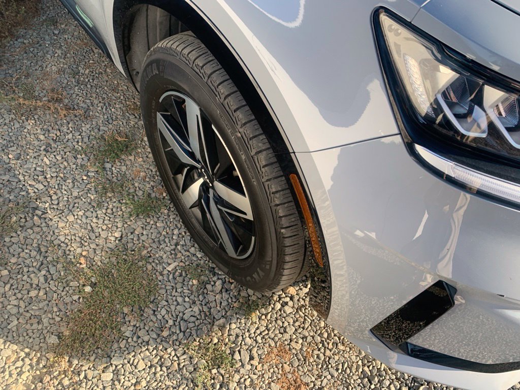 Certified 2022 Kia Sorento EX FWD image 5