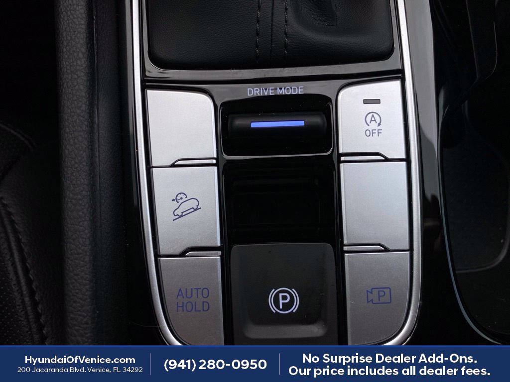 Certified 2025 Hyundai Tucson SEL FWD image 13