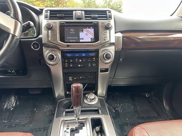 Used 2018 Toyota 4Runner Limited AWD/4WD image 24
