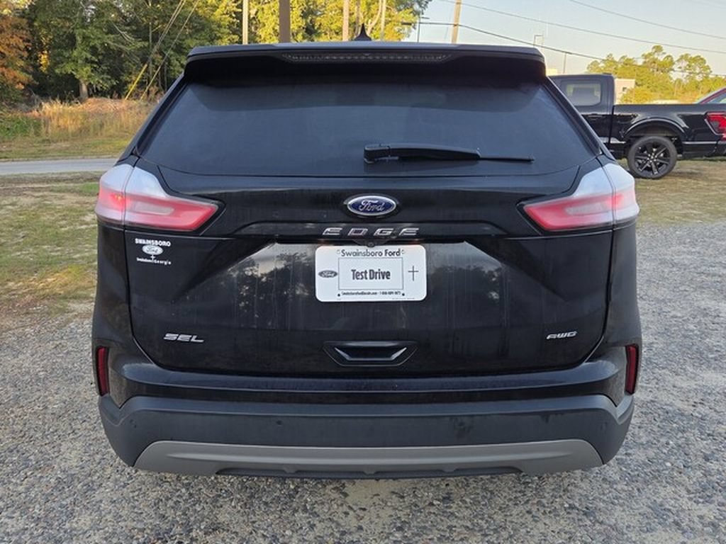 Used 2024 Ford Edge SEL AWD/4WD image 14