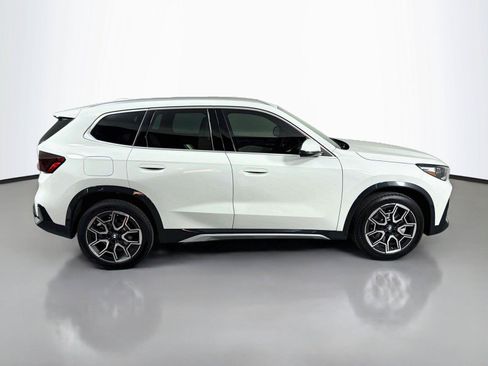 New 2027 BMW X1 xDrive28i AWD/4WD image 4