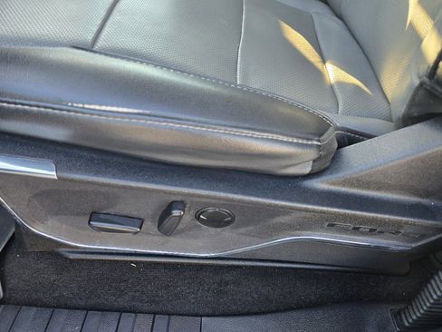 Used 2022 Ford F150 Lariat w/ FX4 Off-Road Package image 25