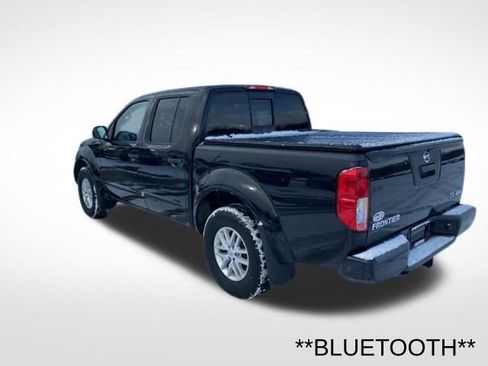 Used 2016 Nissan Frontier SV image 3