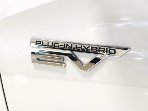 Used 2023 Mitsubishi Outlander SEL image 14