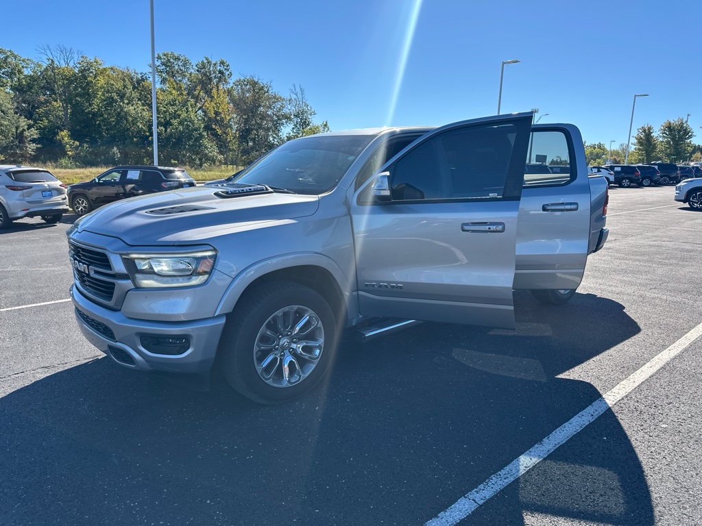 Used 2020 RAM 1500 Laramie w/ Sport Appearance Package AWD/4WD image 27