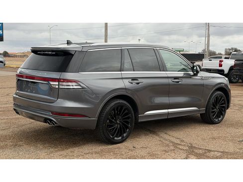 Used 2022 Lincoln Aviator Reserve w/ Equipment Group 201A image 7
